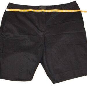 NWOT: Talbots Black Relaxed Chino Shorts - Sz 18
